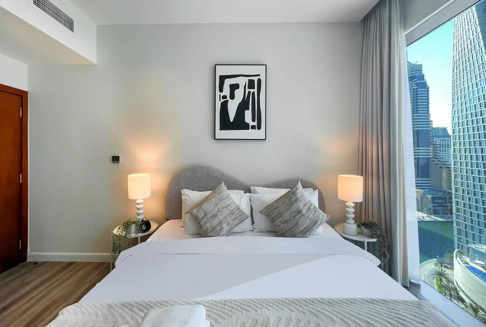 Livbnb - 2Br Apartment With Breathtaking Marina View Dubai