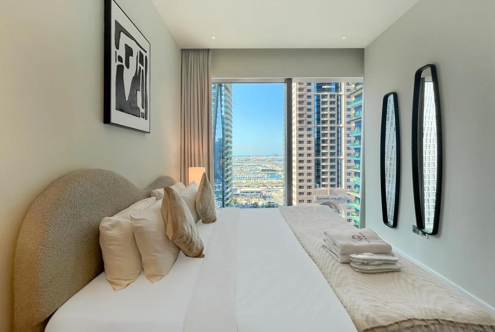 Livbnb - 2Br Apartment With Breathtaking Marina View Dubai 0*,