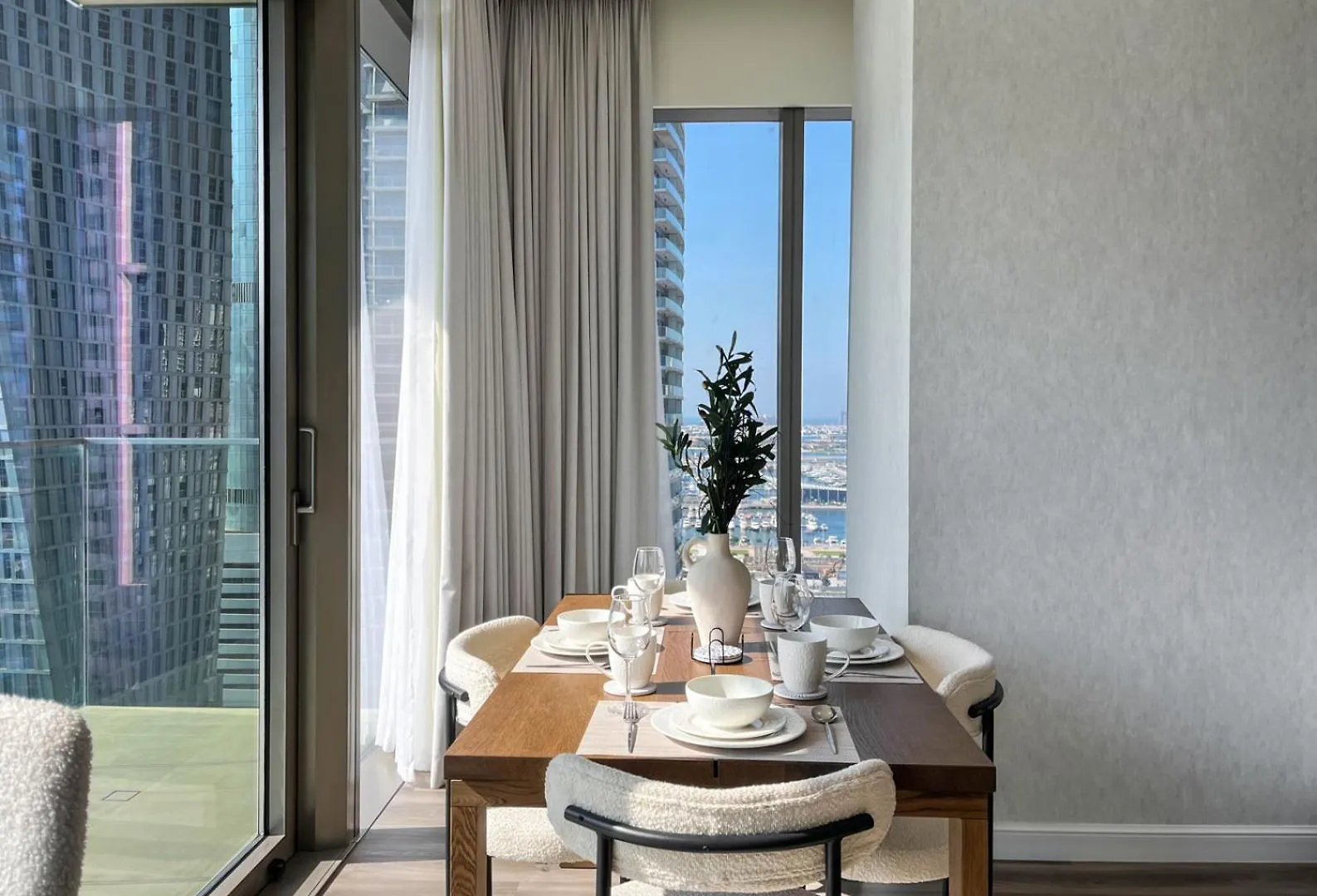 Livbnb - 2Br Apartment With Breathtaking Marina View Dubai
