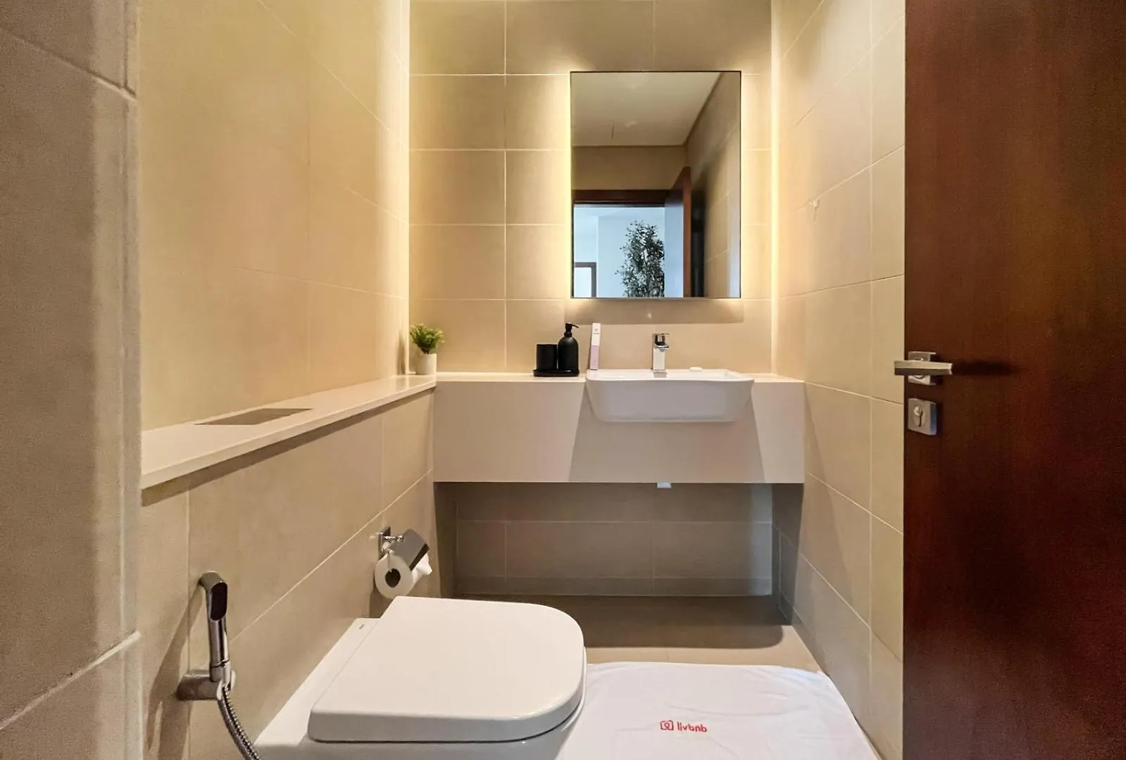 Livbnb - 2Br Apartment With Breathtaking Marina View Dubai