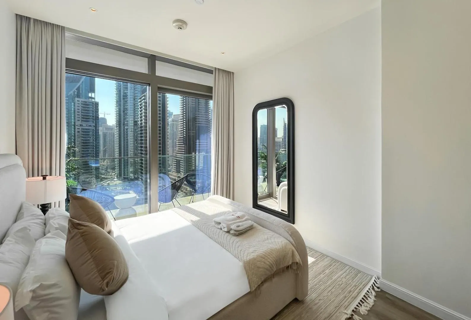 Livbnb - 2Br Apartment With Breathtaking Marina View Dubai