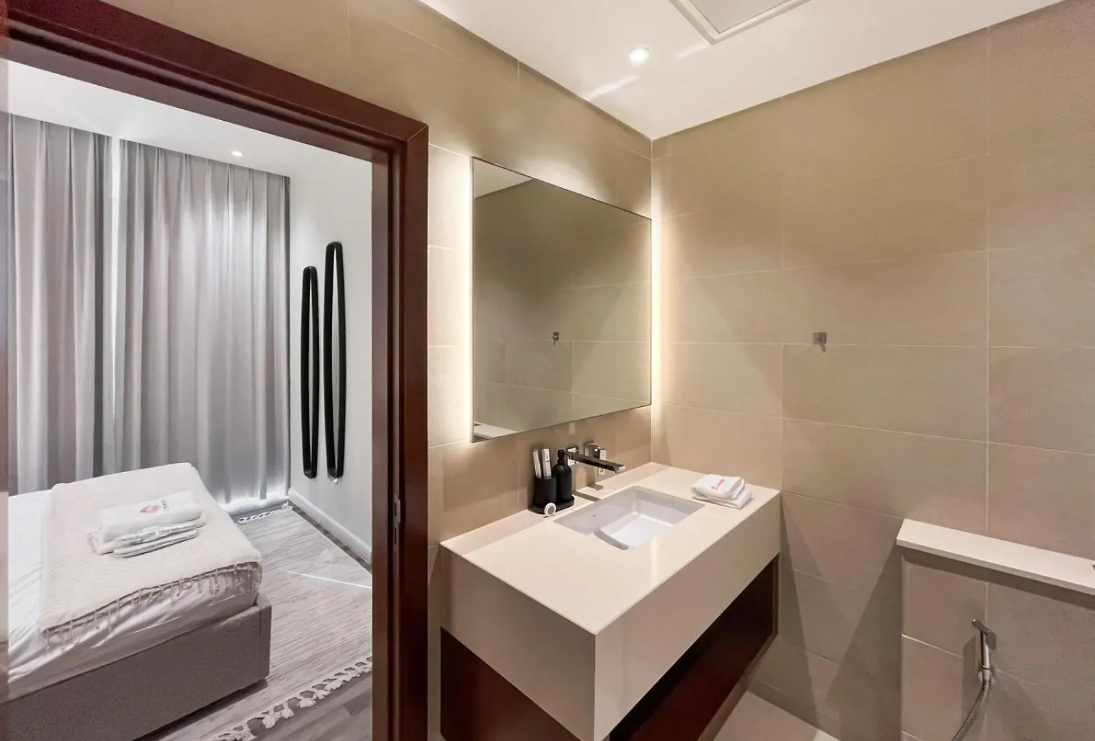 Livbnb - 2Br Apartment With Breathtaking Marina View Dubai