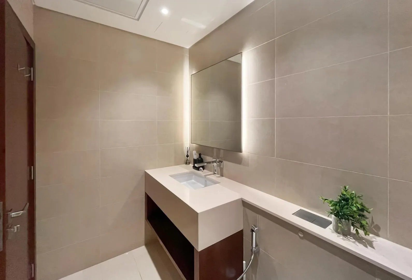 Livbnb - 2Br Apartment With Breathtaking Marina View Dubai