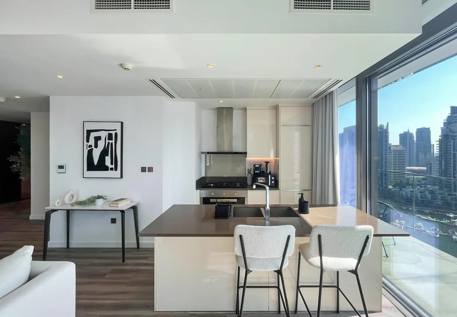 Livbnb - 2Br Apartment With Breathtaking Marina View دبي 0*,  الإمارات العربية المتحدة